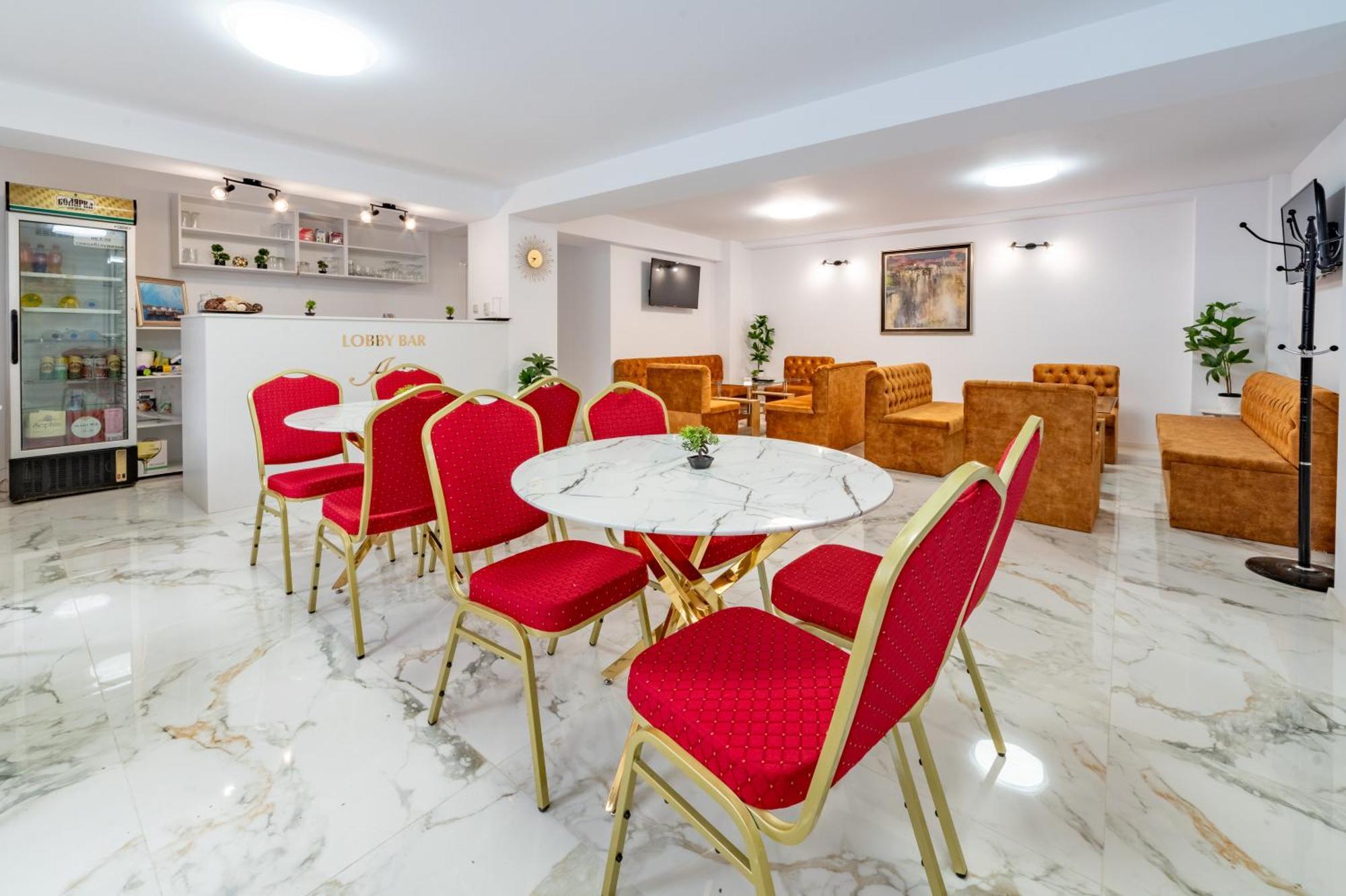 Ариа Hotell Veliko Tărnovo Exteriör bild